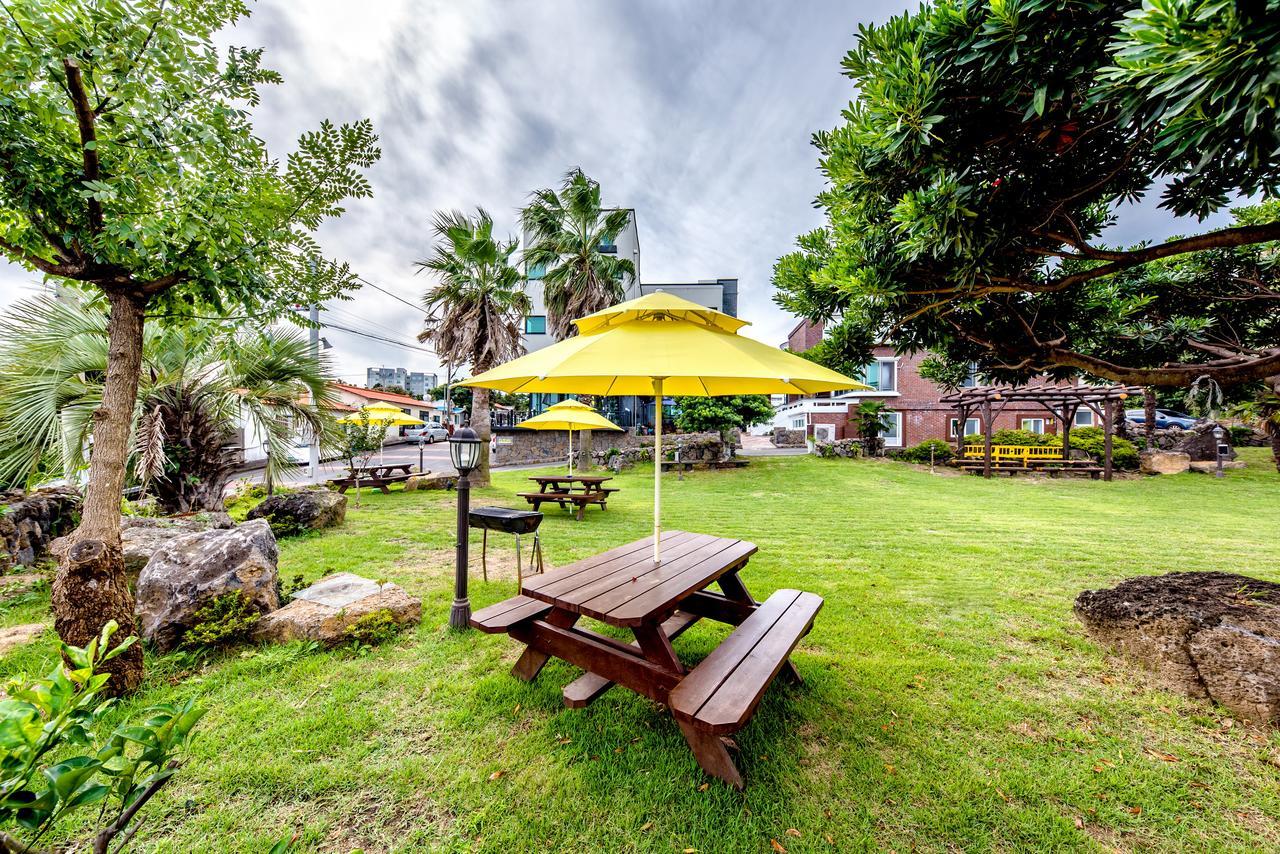 Jeju Skyhill Pension 西归浦市 外观 照片